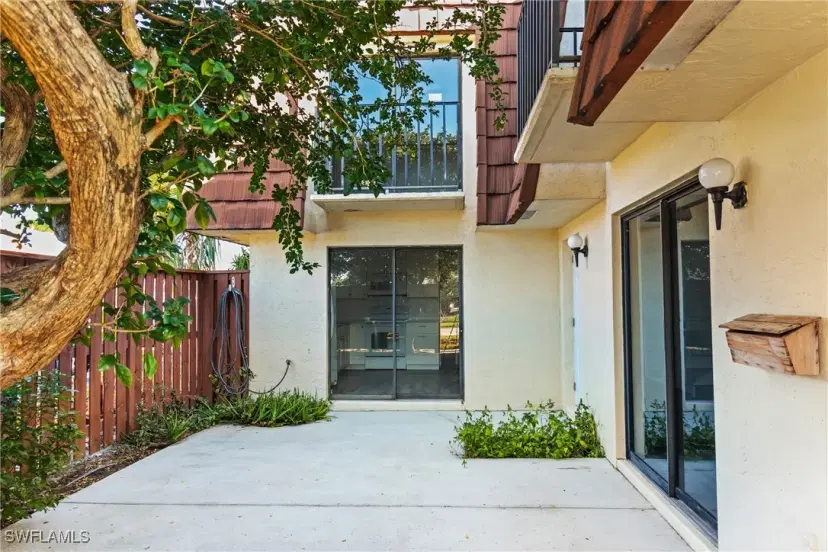 Picture of 5231 Cedarbend Dr 4, Fort Myers FL 33919