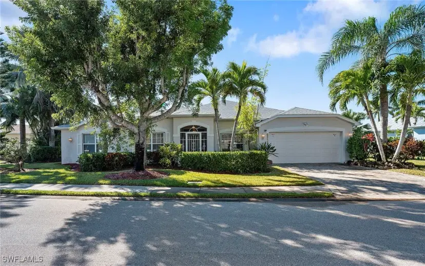 Picture of 23418 Olde Meadowbrook Cir, Estero FL 34134