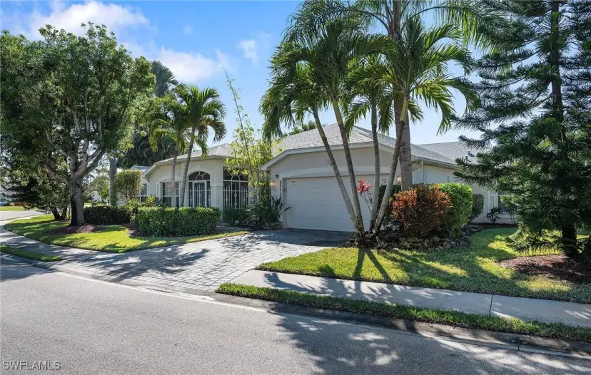 Picture of 23418 Olde Meadowbrook Cir, Estero FL 34134