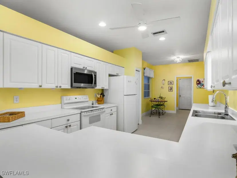Picture of 23252 Grassy Pine Dr, Estero FL 33928