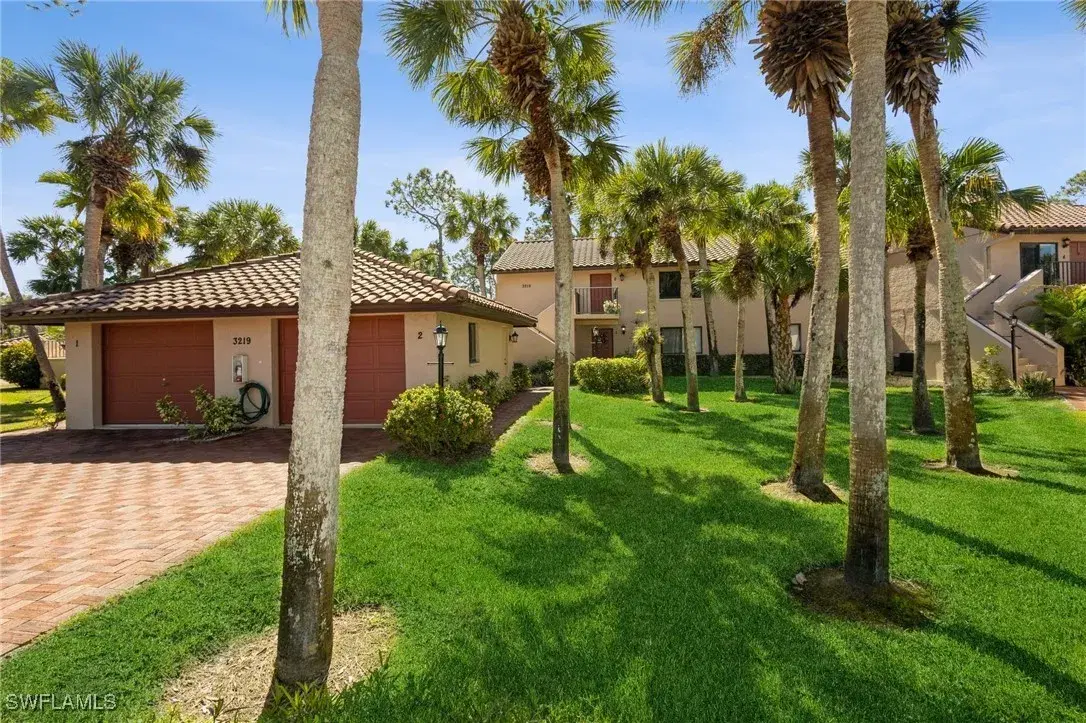 Picture of 3219 Horse Carriage Way 2, Naples, FL 34105