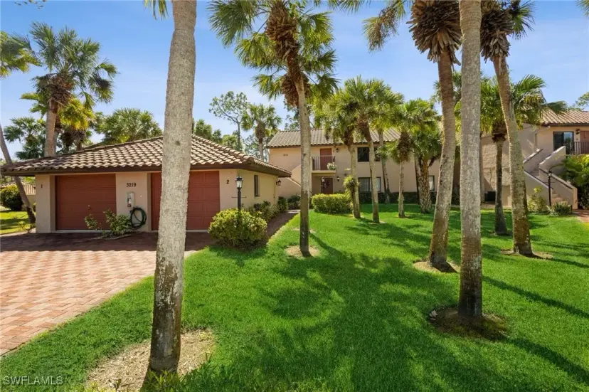Picture of 3219 Horse Carriage Way 2, Naples FL 34105
