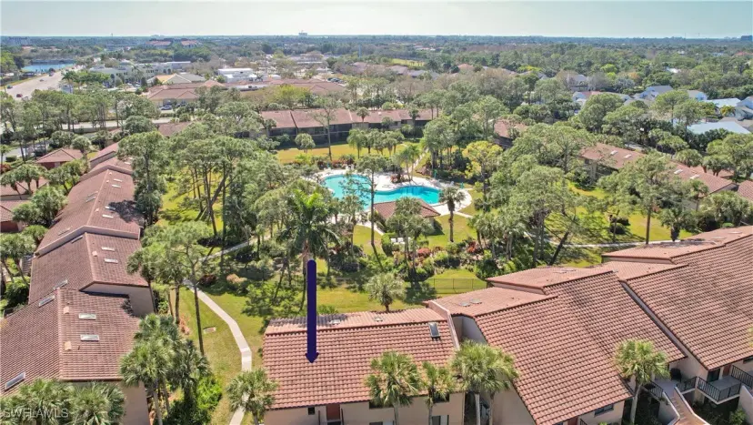 Picture of 3219 Horse Carriage Way 2, Naples FL 34105