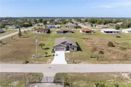 Picture of 830 La Salle Ave, Fort Myers, FL 33913