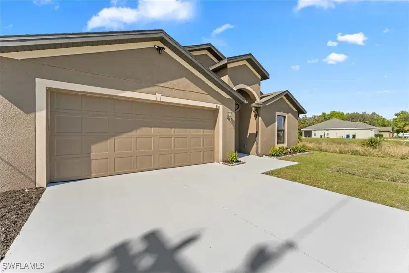 Picture of 830 La Salle Ave, Fort Myers FL 33913