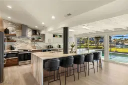 Picture of 985 Oyster Ct, Sanibel, FL 33957
