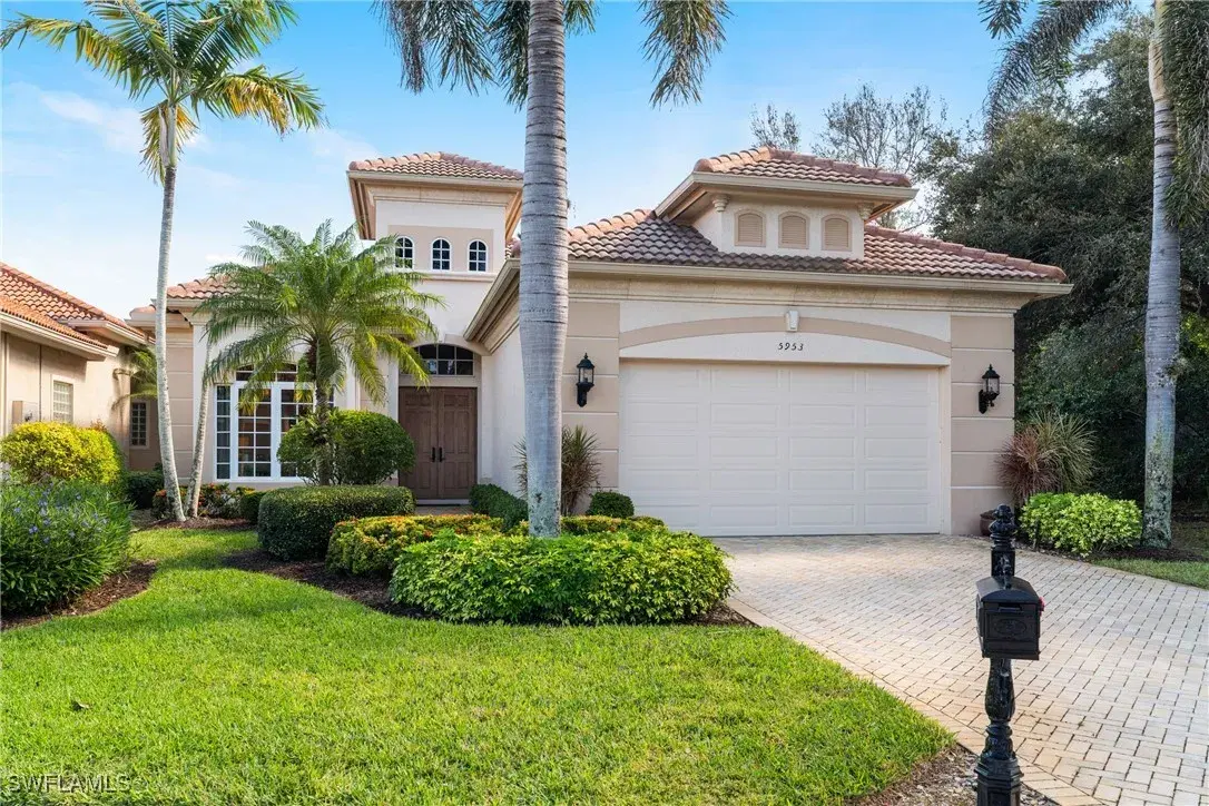 Picture of 5953 Hammock Isles Cir, Naples, FL 34119