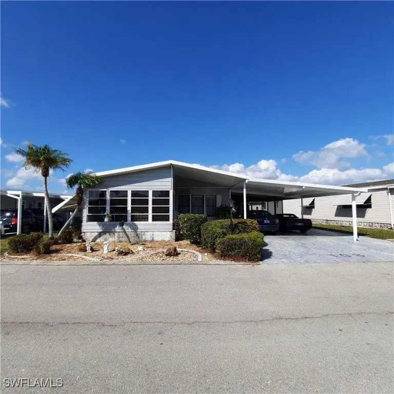 Picture of 108 Snead Dr, North Fort Myers, FL 33903