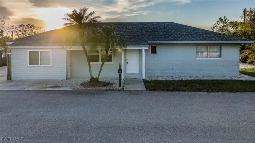 Picture of 3936 Northside Cir, North Fort Myers FL 33903