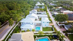 Picture of 2620 Greenway Drive, Jupiter, FL 33458