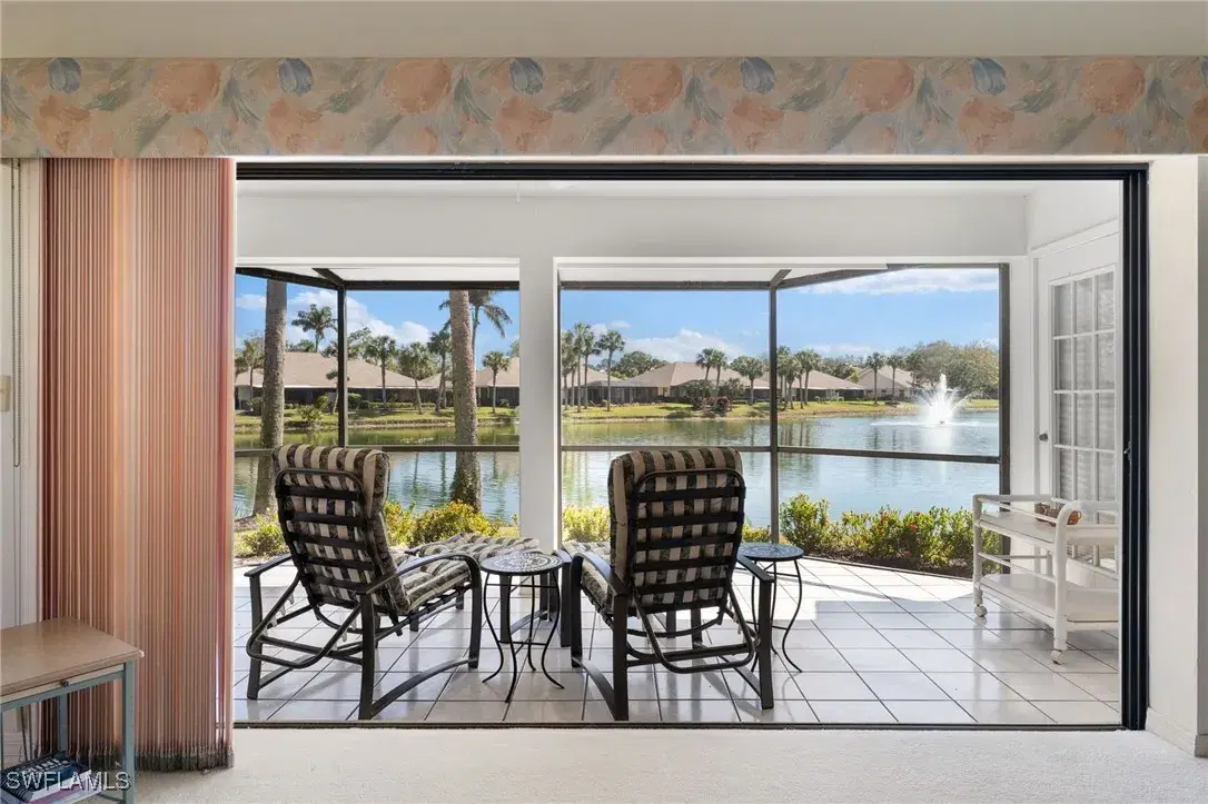 Picture of 1320 Park Lake Dr, Naples, FL 34110