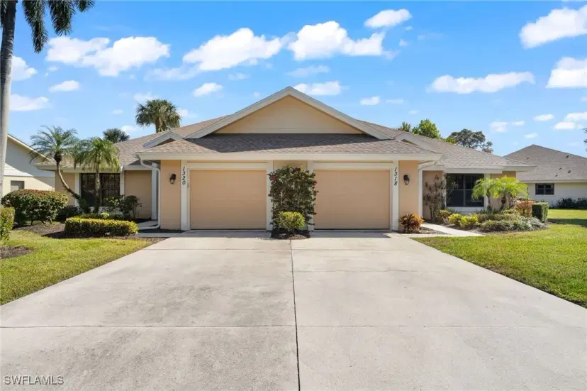 Picture of 1320 Park Lake Dr, Naples FL 34110