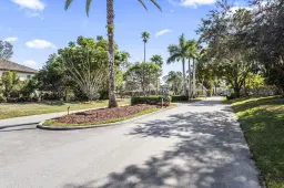 Picture of 631 SE Norsemen Drive, Port St Lucie, FL 34984