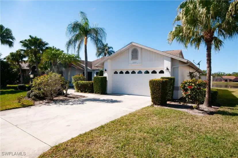 Picture of 22349 Fountain Lakes Blvd, Estero FL 33928-2322