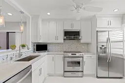 Picture of 9290 Vista Del Lago 11G, Boca Raton, FL 33428