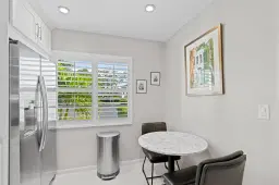 Picture of 9290 Vista Del Lago 11G, Boca Raton, FL 33428