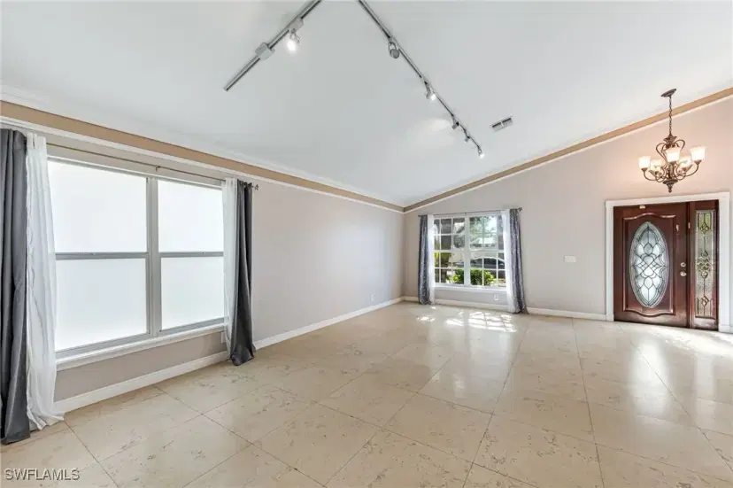 Picture of 15028 Savannah Dr, Naples FL 34119