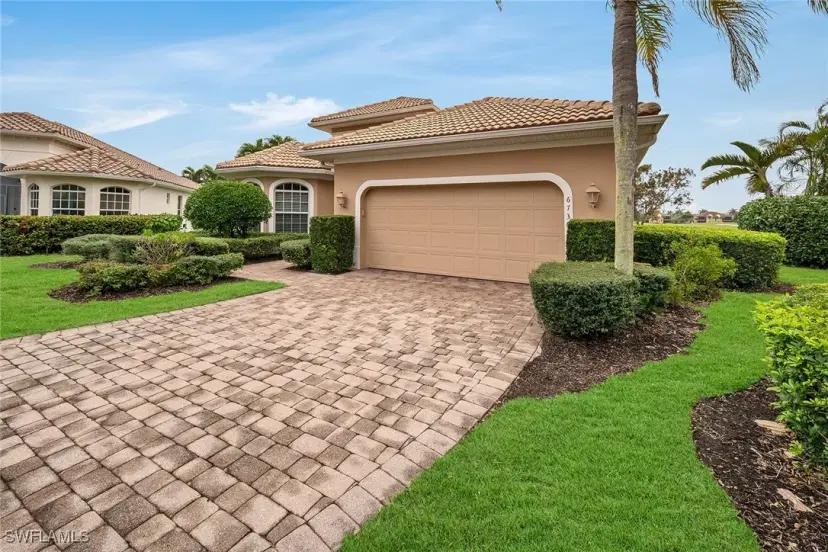 Picture of 6730 Bent Grass Dr, Naples FL 34113