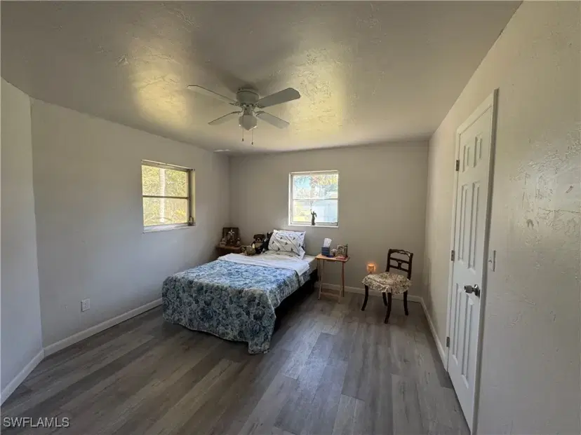 Picture of 28 Holly Dr, North Fort Myers FL 33903