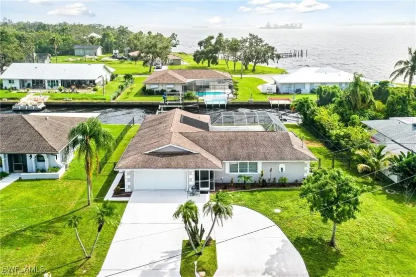 Picture of 7179 Reymoor Dr, North Fort Myers FL 33917