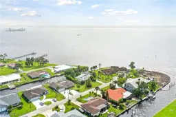 Picture of 7179 Reymoor Dr, North Fort Myers, FL 33917