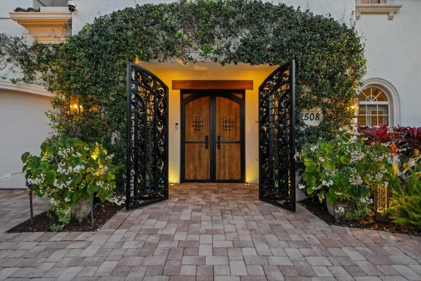 Picture of 2508 Mizner Lake Court, Wellington FL 33414