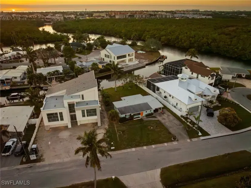 Picture of 1796 Holiday Ln, Naples FL 34104