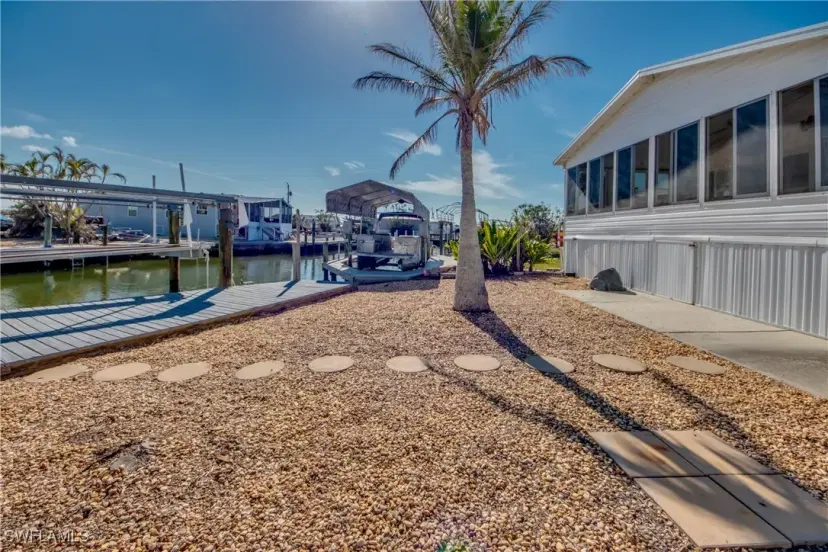 Picture of 14 Nancy Ln, Fort Myers Beach FL 33931