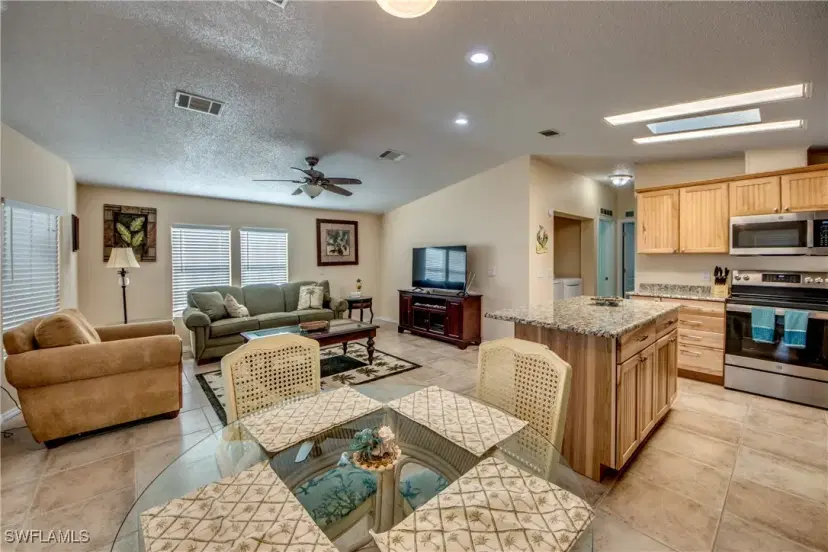 Picture of 14 Nancy Ln, Fort Myers Beach FL 33931