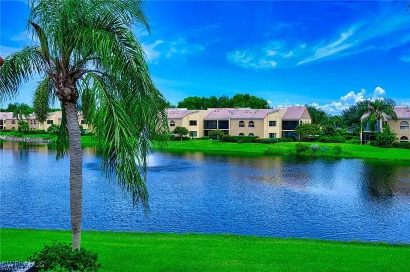 Picture of 613 Beachwalk Cir J203, Naples FL 34108