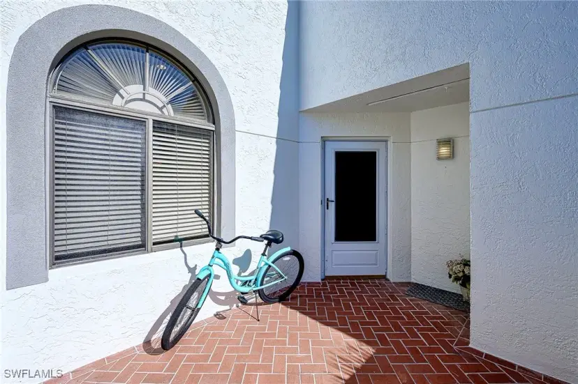 Picture of 613 Beachwalk Cir J203, Naples FL 34108