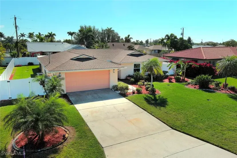 Picture of 334 SE 32Nd Ter, Cape Coral FL 33904