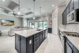 Picture of 9246 Plover Dr, Naples, FL 34120
