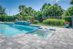 Picture of 9246 Plover Dr, Naples, FL 34120