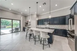 Picture of 9246 Plover Dr, Naples, FL 34120