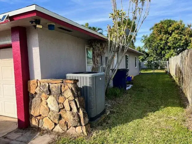 Picture of 151 Viscaya Avenue, Royal Palm Beach FL 33411