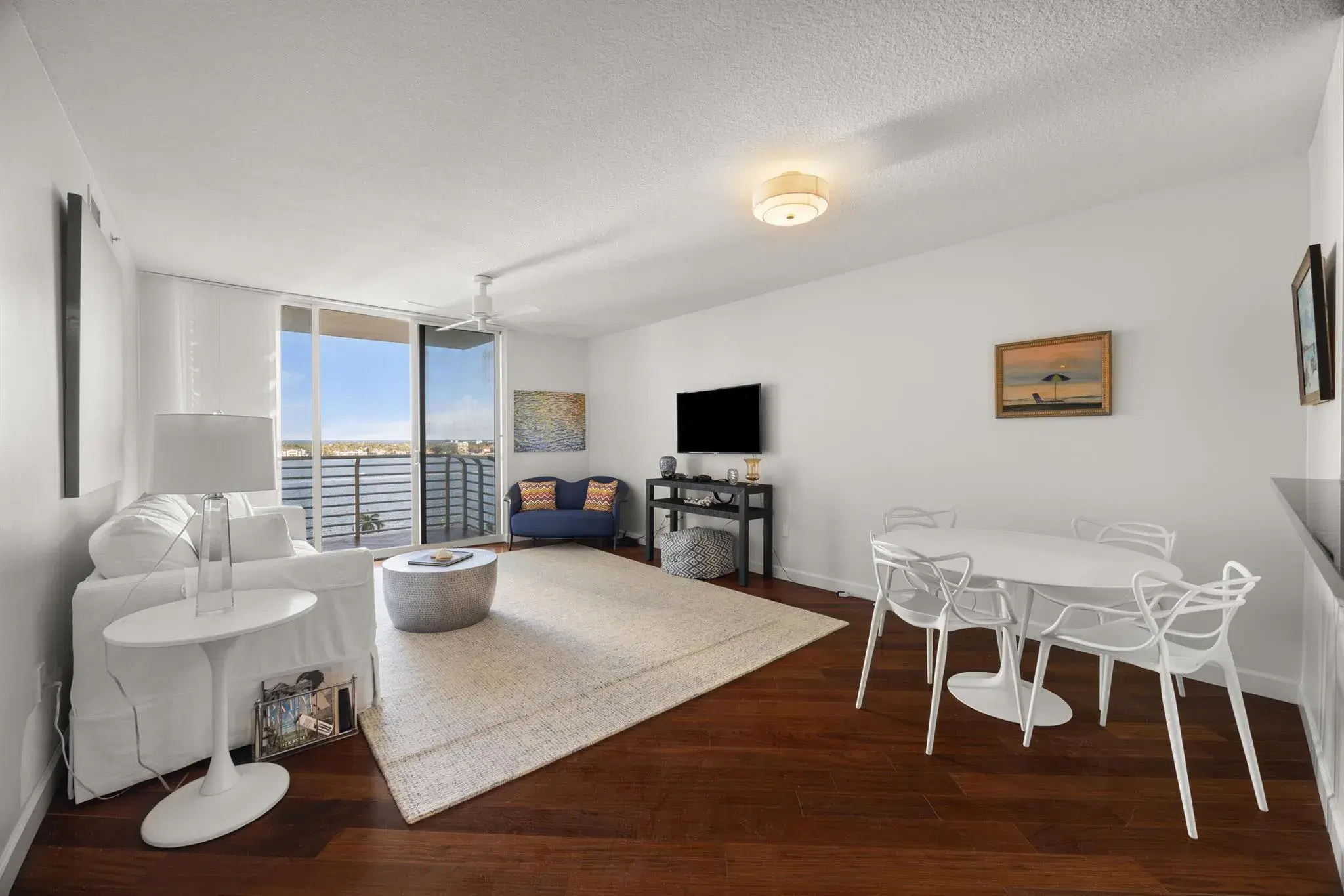 Picture of 1551 N Flagler Drive 1012, West Palm Beach, FL 33401
