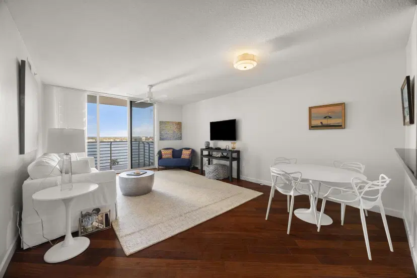 Picture of 1551 N Flagler Drive 1012, West Palm Beach FL 33401