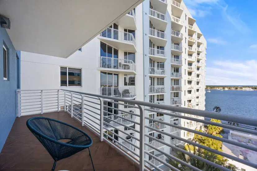 Picture of 1551 N Flagler Drive 1012, West Palm Beach FL 33401