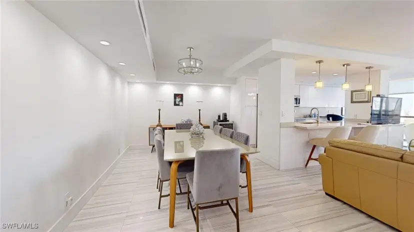 Picture of 19667 Turnberry Way 14F, Aventura FL 33180