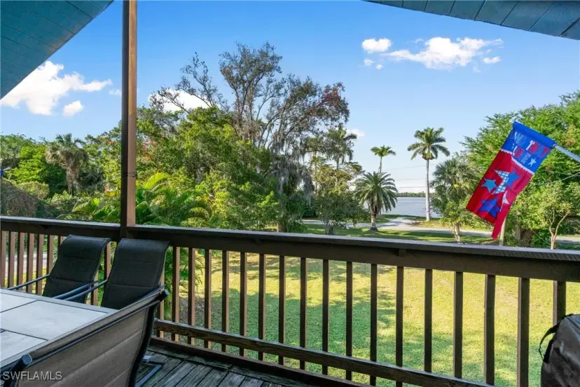 Picture of 4840 E Riverside Dr, Fort Myers FL 33905