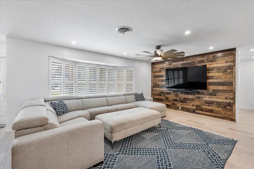Picture of 4980 SW 8Th Ct, Margate FL 33068