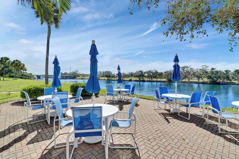 Picture of 336 Golfview Road 214, North Palm Beach FL 33408