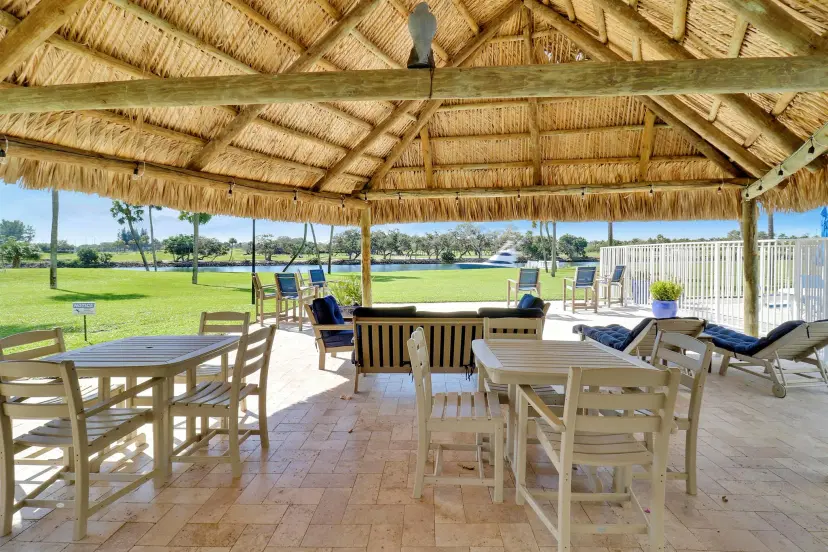 Picture of 336 Golfview Road 214, North Palm Beach FL 33408