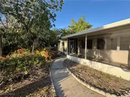 Picture of 359 Altamont Ave, Fort Myers, FL 33905