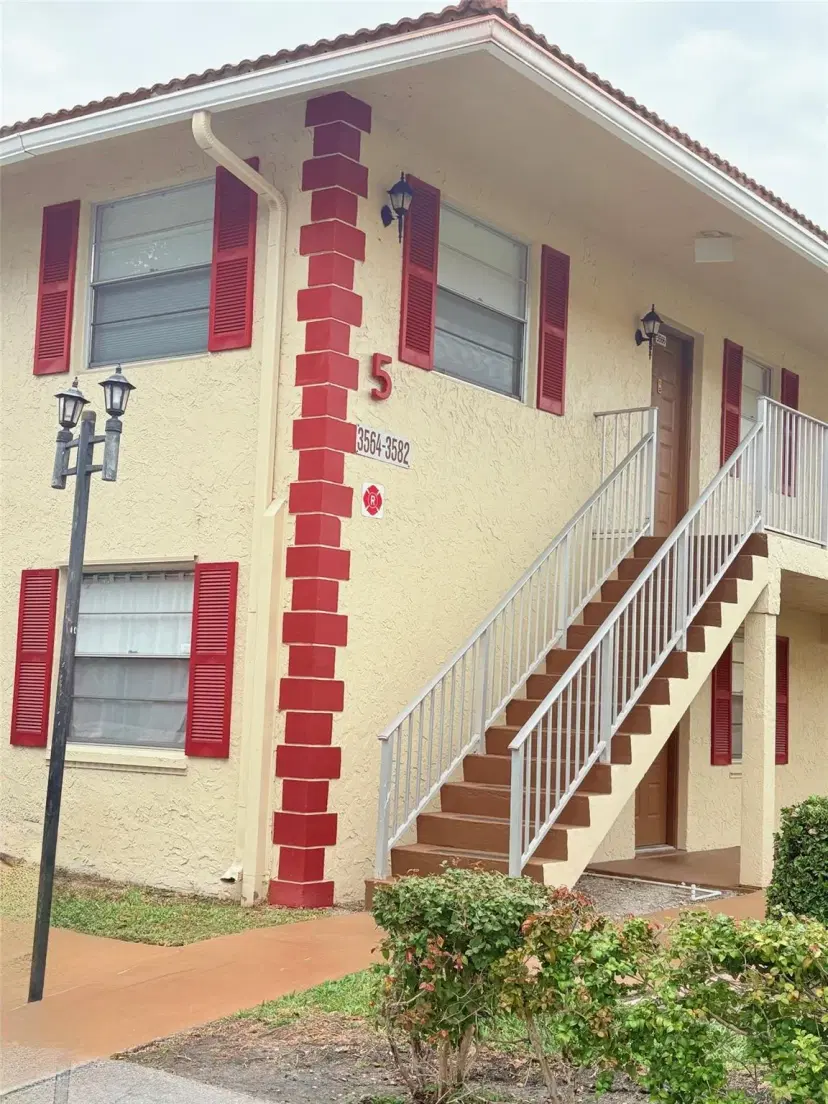 Picture of 3582 N University Drive J-5, Coral Springs FL 33065
