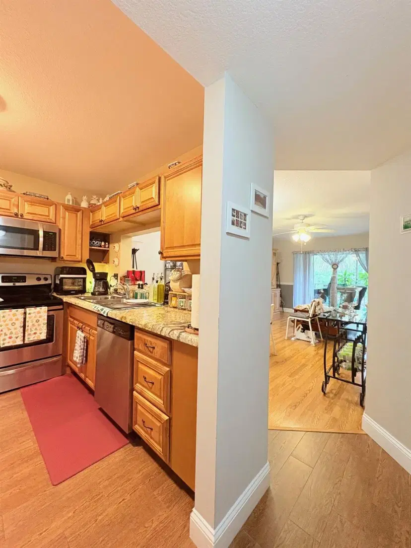 Picture of 3582 N University Drive J-5, Coral Springs FL 33065