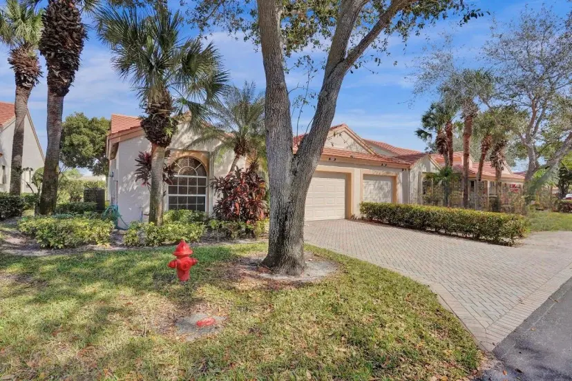 Picture of 7889 Lake Sands Dr, Delray Beach FL 33446