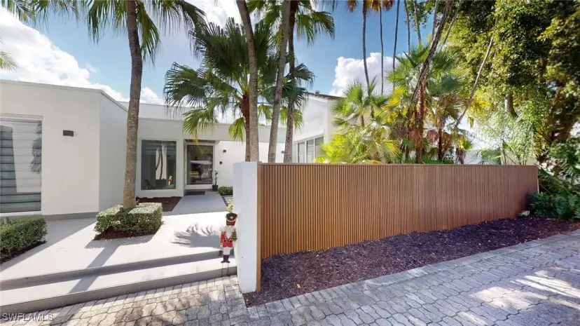 Picture of 10420 SW 64Th St, Miami FL 33173