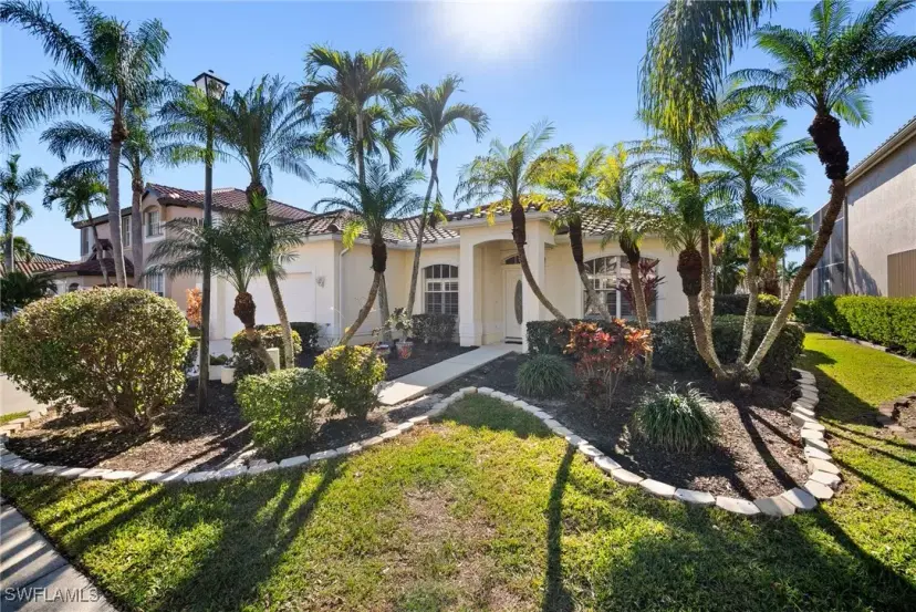 Picture of 11027 Lakeland Cir, Fort Myers FL 33913